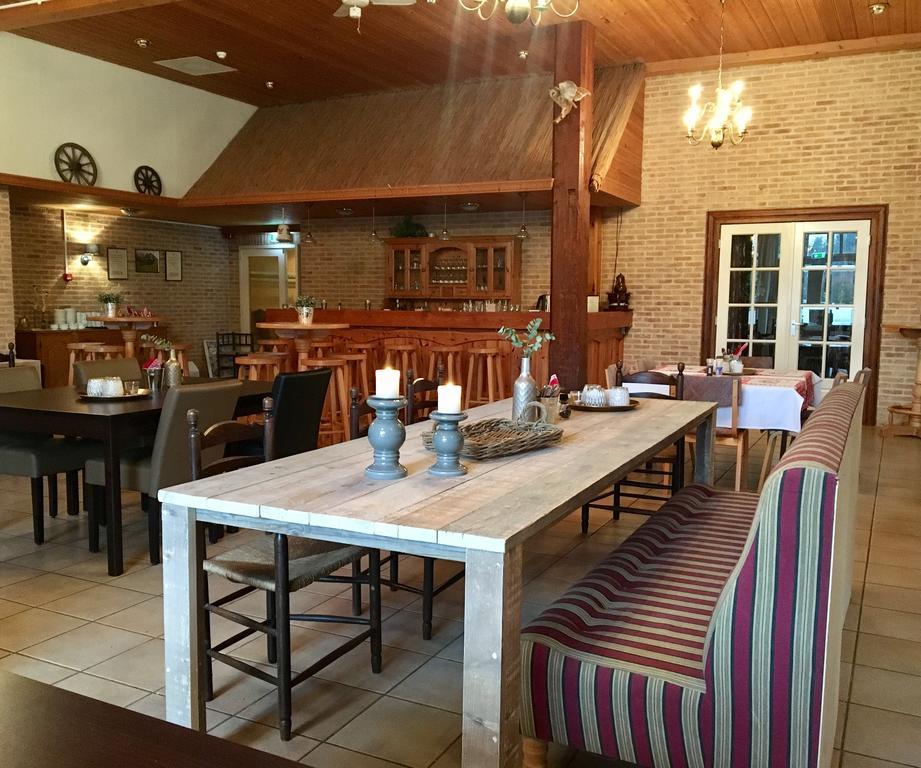 Boerderij Welgelegen Hotell Harich Exteriör bild